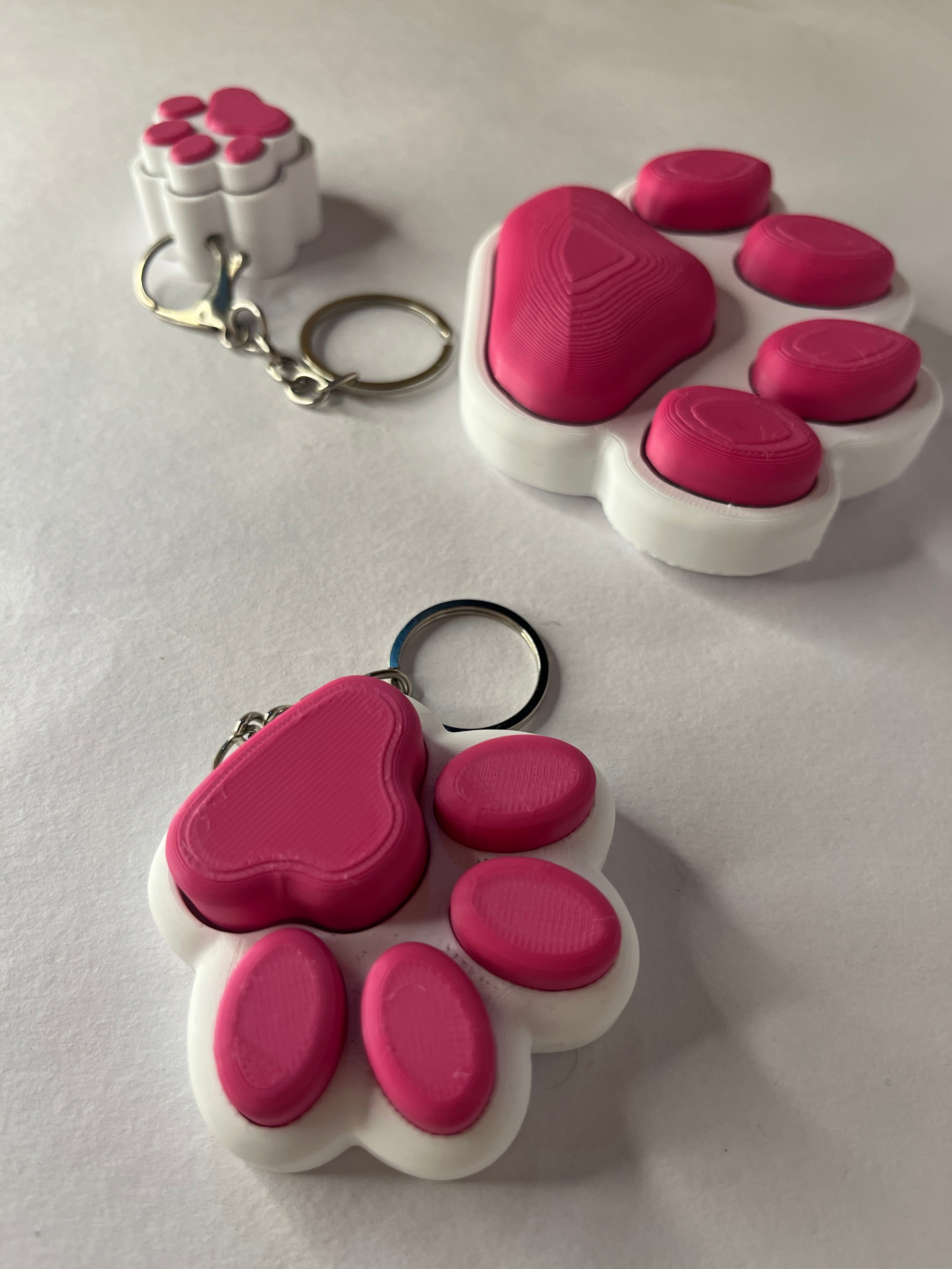 Paw Clicker Fidget Toy – Stress Relief Cat/Dog Paw Clickers